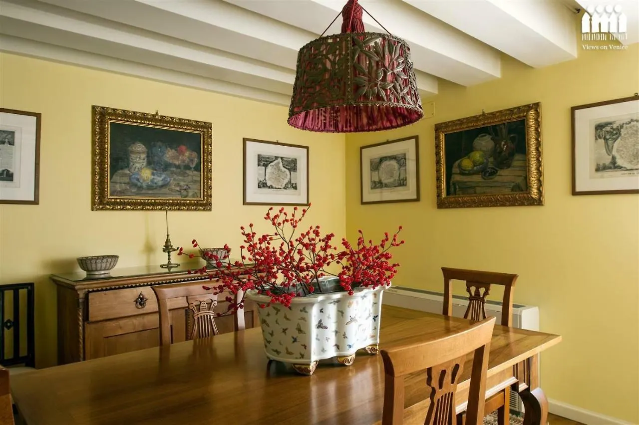 Ca' Cerchieri Mezzanine Apartment Venice