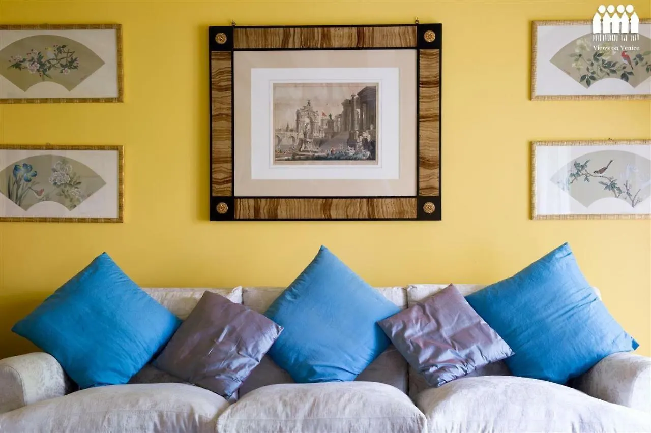 Ca' Cerchieri Mezzanine Apartment Venice Italy