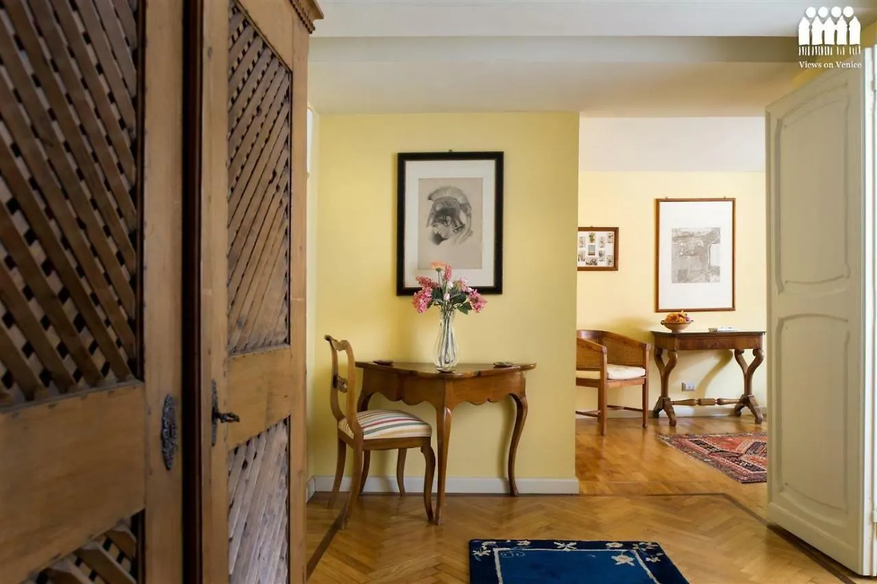 Ca' Cerchieri Mezzanine Apartment Venice